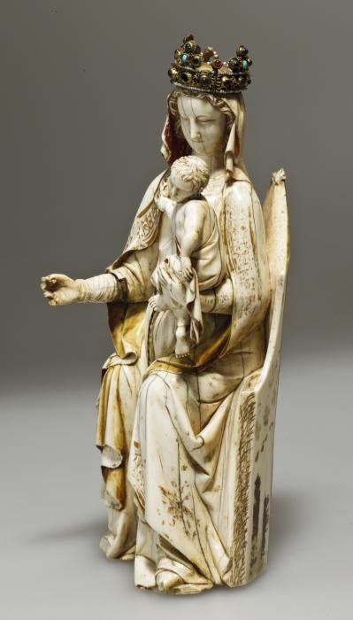 Statuette (Side)