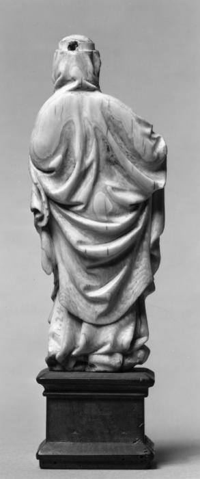 Statuette (Back)