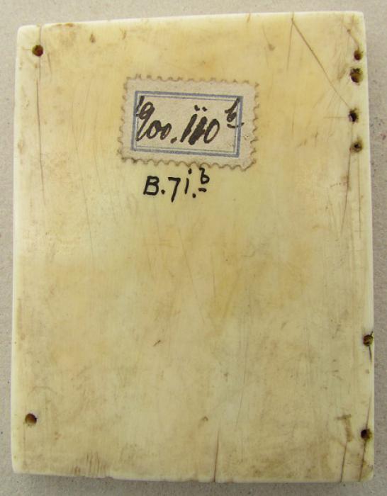 Diptych, 1 register, 1 arch across (plaquettes) (Back, wing, right)