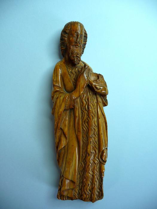 Statuette (Front)