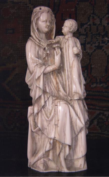 Statuette (Front)