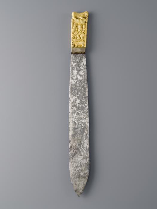 Knife handle (Side 2)