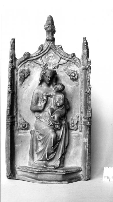 Relief (appliqué); inserted in a pax (?) (baiser de paix?) (CAST, front)