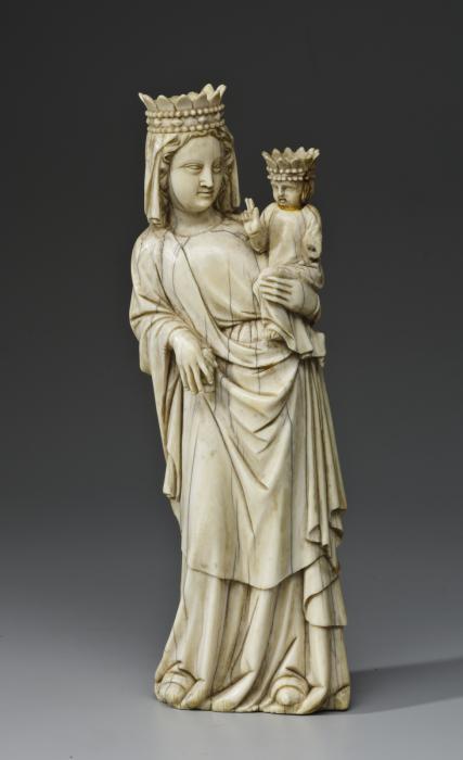 Statuette (Front)