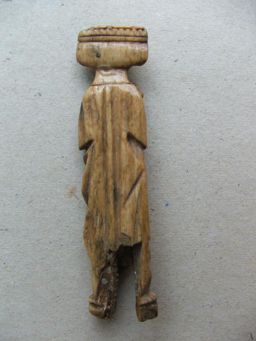 Knife handle (manche de couteau) (Back)