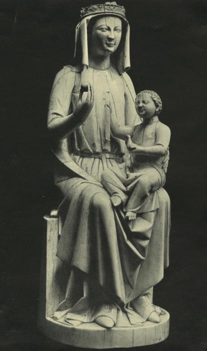 Statuette (Front)