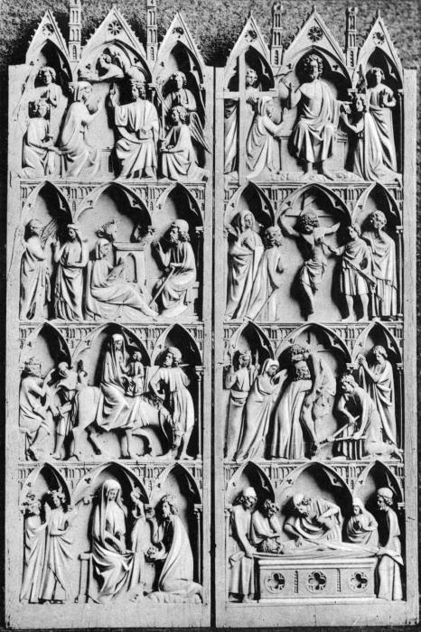 Gabled diptych, 4 registers, 3 arches across (frise d'arcatures; colonnettes) (Front)