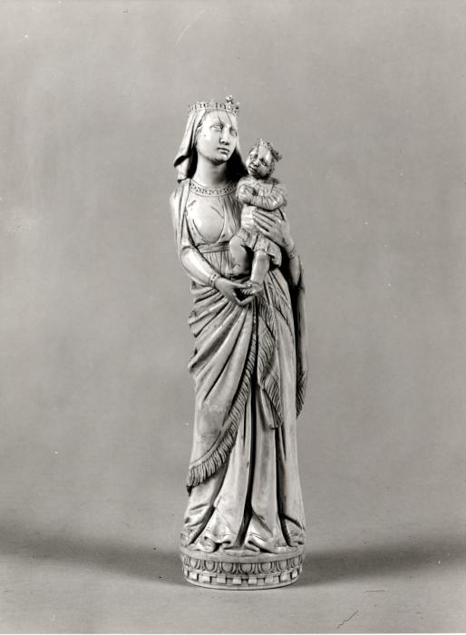 Statuette (Front)