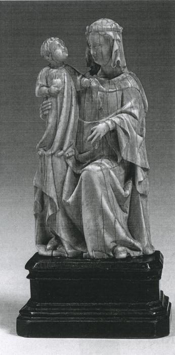 Statuette (Front)