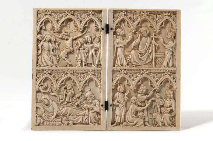 Diptych, 2 registers, 3 arches across (frise d'arcatures) (Front)