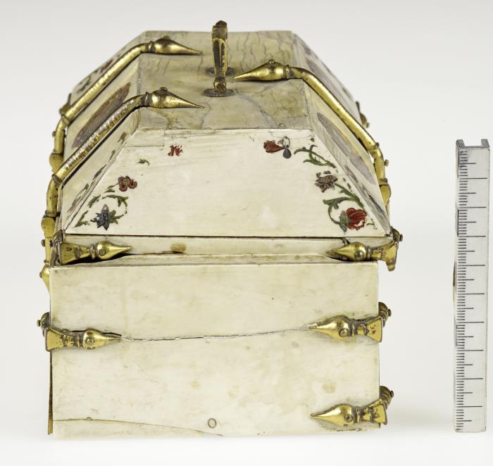 Painted casket (coffret) (End, left)