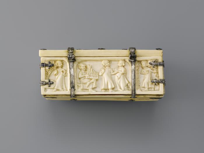 Casket with arches (coffret; frise d'arcatures; colonnettes) (Back)