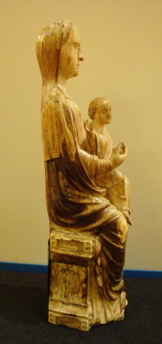 Statuette; also known as Vierge d'Ourscamp (Ourscamp Virgin) (Side)