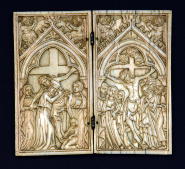 Diptych, 1 register, 1 arch across (plaquettes) (Front)