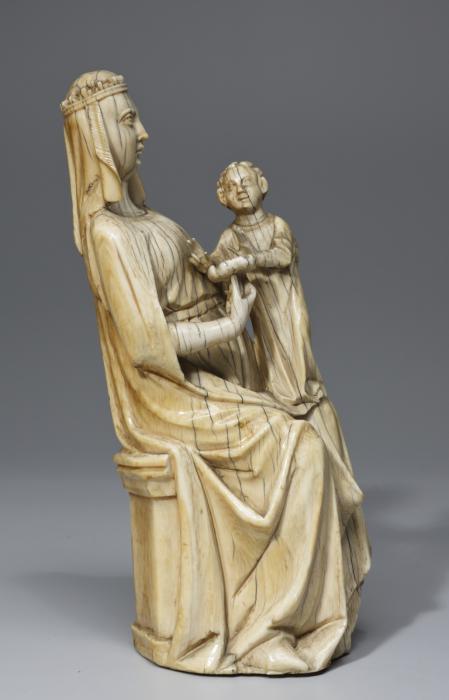 Statuette (Side)