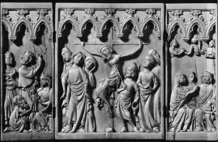 Triptych, 1 register, 5 and 2 and a half arches across (frise d'arcature) (Front)