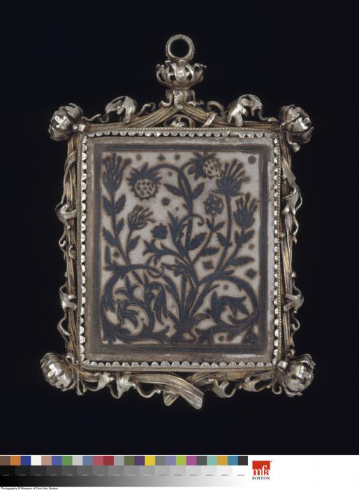 Openwork pendant (plaque ajourée) (Back)