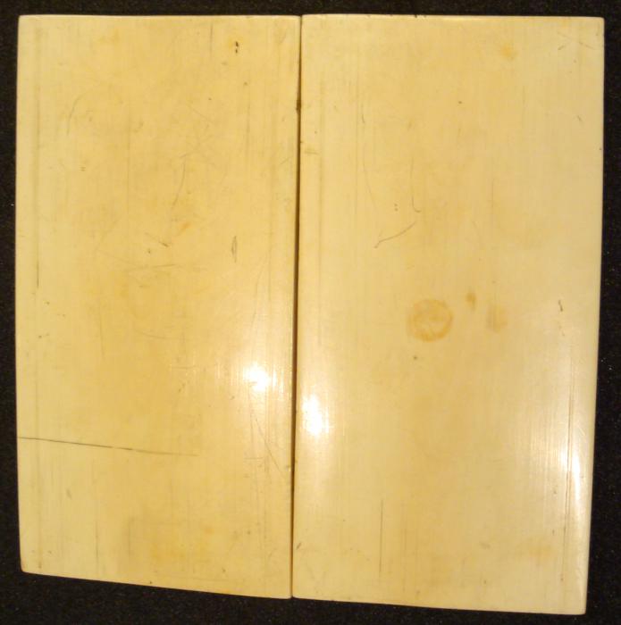 Diptych, 3 registers, 5 arches across (frise d'arcatures) (Back)