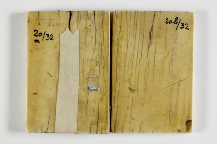 Diptych, 1 register, 3 arches across (plaquettes; frise d'arcatures) (Back)