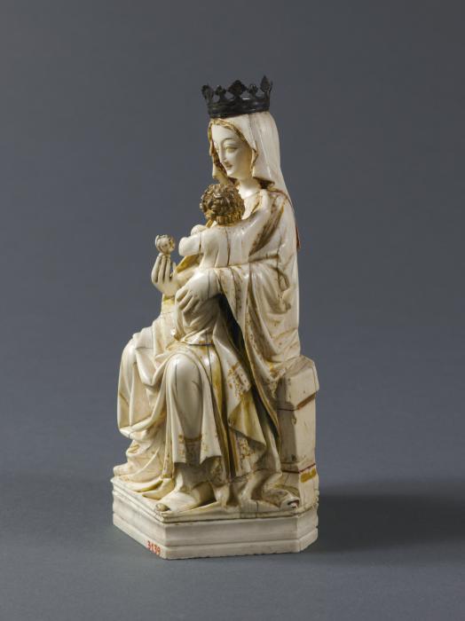 Statuette (Side)