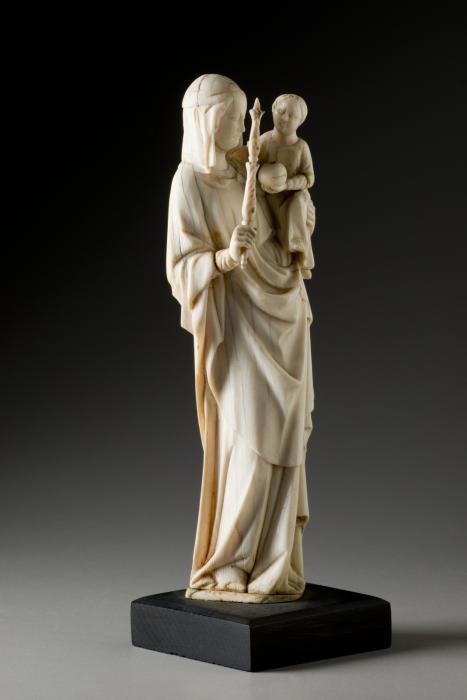 Statuette (Front)