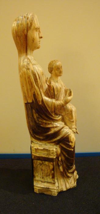 Statuette; also known as Vierge d'Ourscamp (Ourscamp Virgin) (Side)