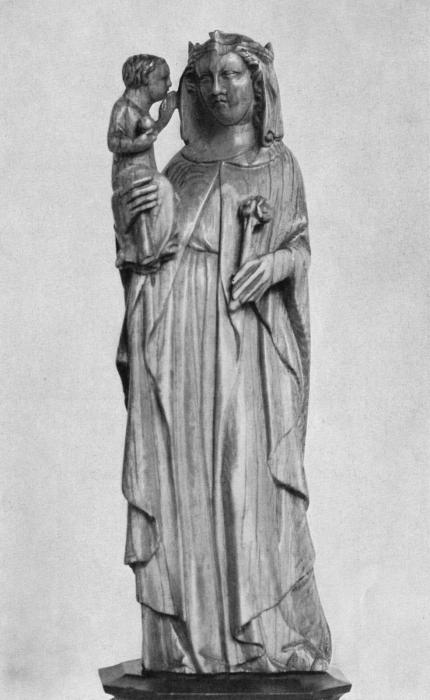 Statuette (Front)