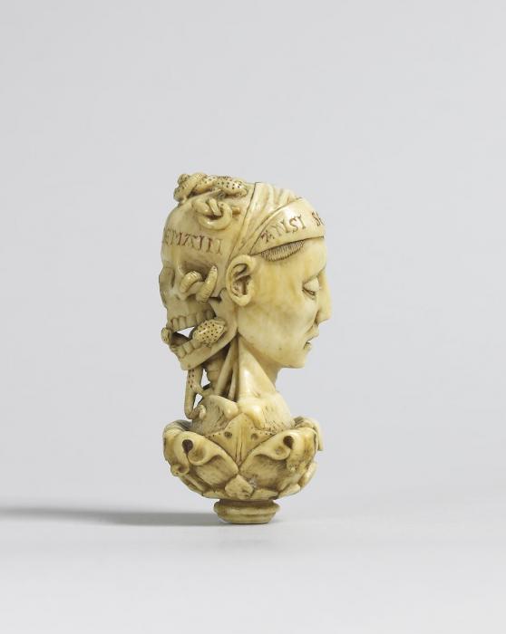 Rosary bead, 2 faces (chapelet)