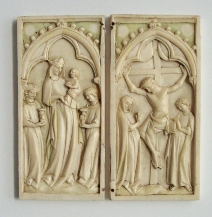 Diptych, 1 register, 1 arch across (plaquettes) (Front)