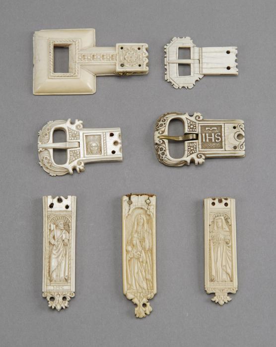 Belt pendants and buckles (Front)