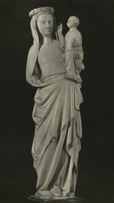 Statuette (Front)