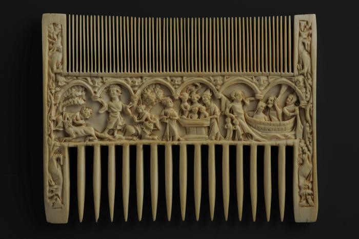 Comb (peigne double), 6 arches across (Side 2)