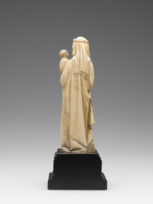 Statuette (Back)