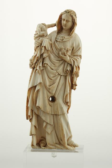 Statuette (Front)