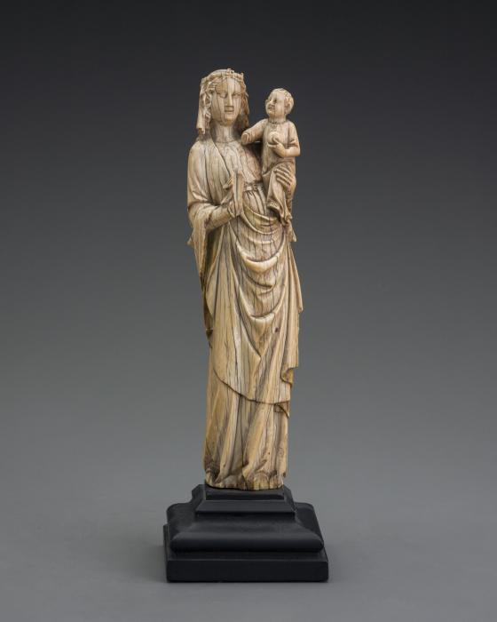 Statuette (Front)