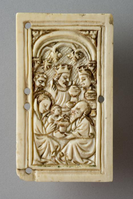 Panel (probably fragment of a polyptych or casket), 1 register, 3 arches across (frise d'arcatures; plaquette; coffret; tabernacle) (Front)