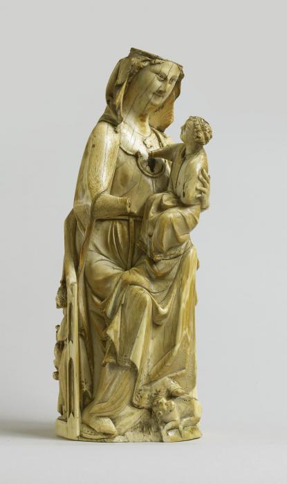 Statuette (Front)