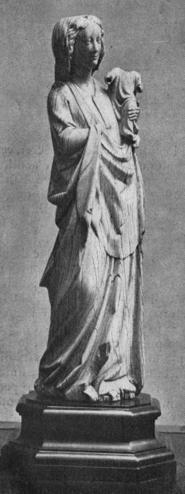 Statuette (Side)