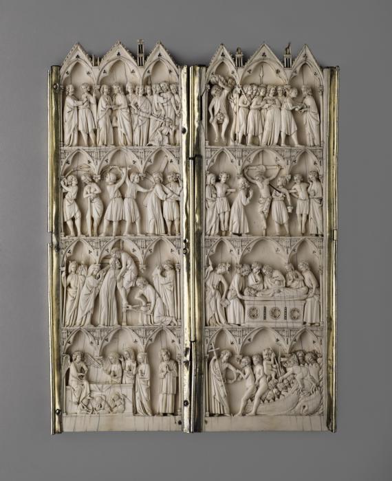 Gabled diptych, 4 registers, 3 arches across (frise d'arcatures; colonnettes) (Front)