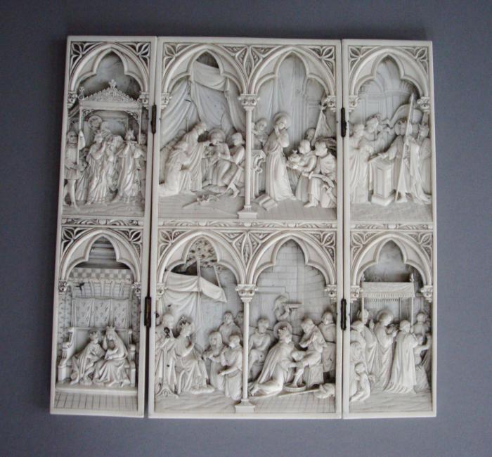 Triptych, 2 registers, with arches (frise d'arcatures; colonnettes) (Front)