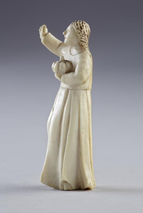 Statuette (Side)