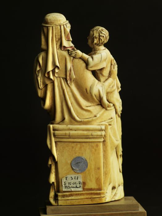 Statuette (Back)