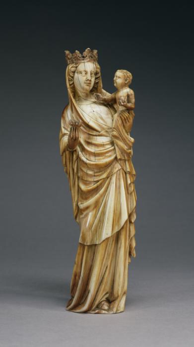 Statuette (Front)