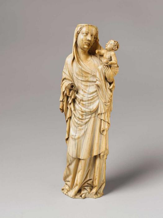 Statuette (Front)