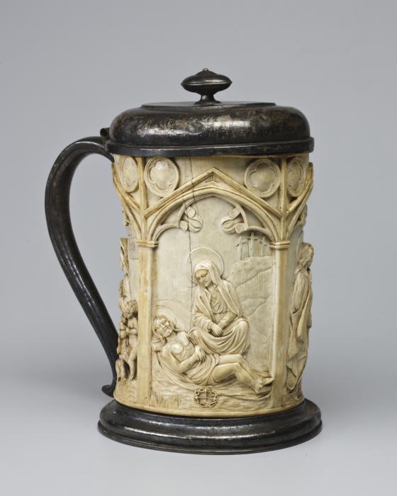 Tankard, with arches (frise d'arcatures; colonnettes) (Side)